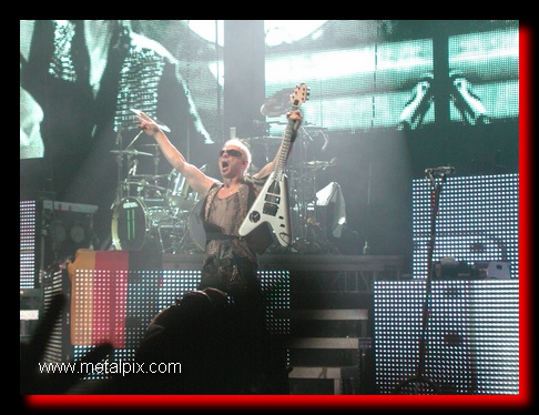 Scorpions064