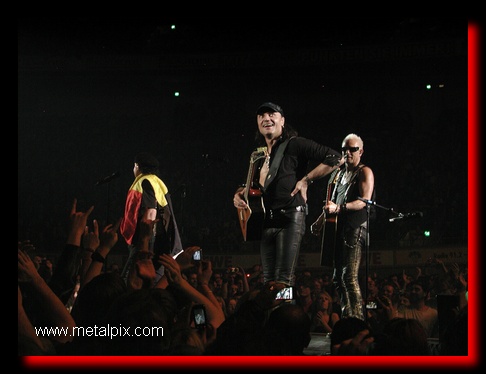 Scorpions069